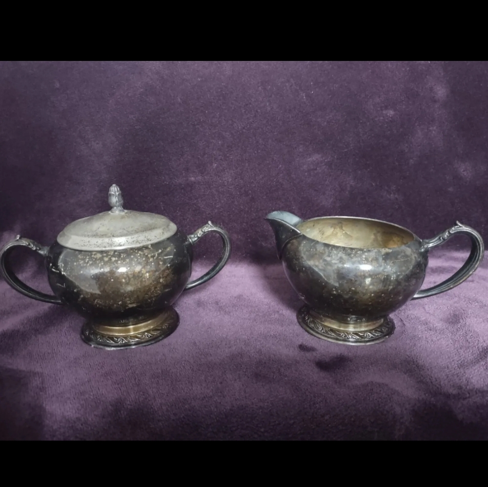 Vintage Briarcliff Oneida Ltd Sugar Dish And Creamer silver plated over brass